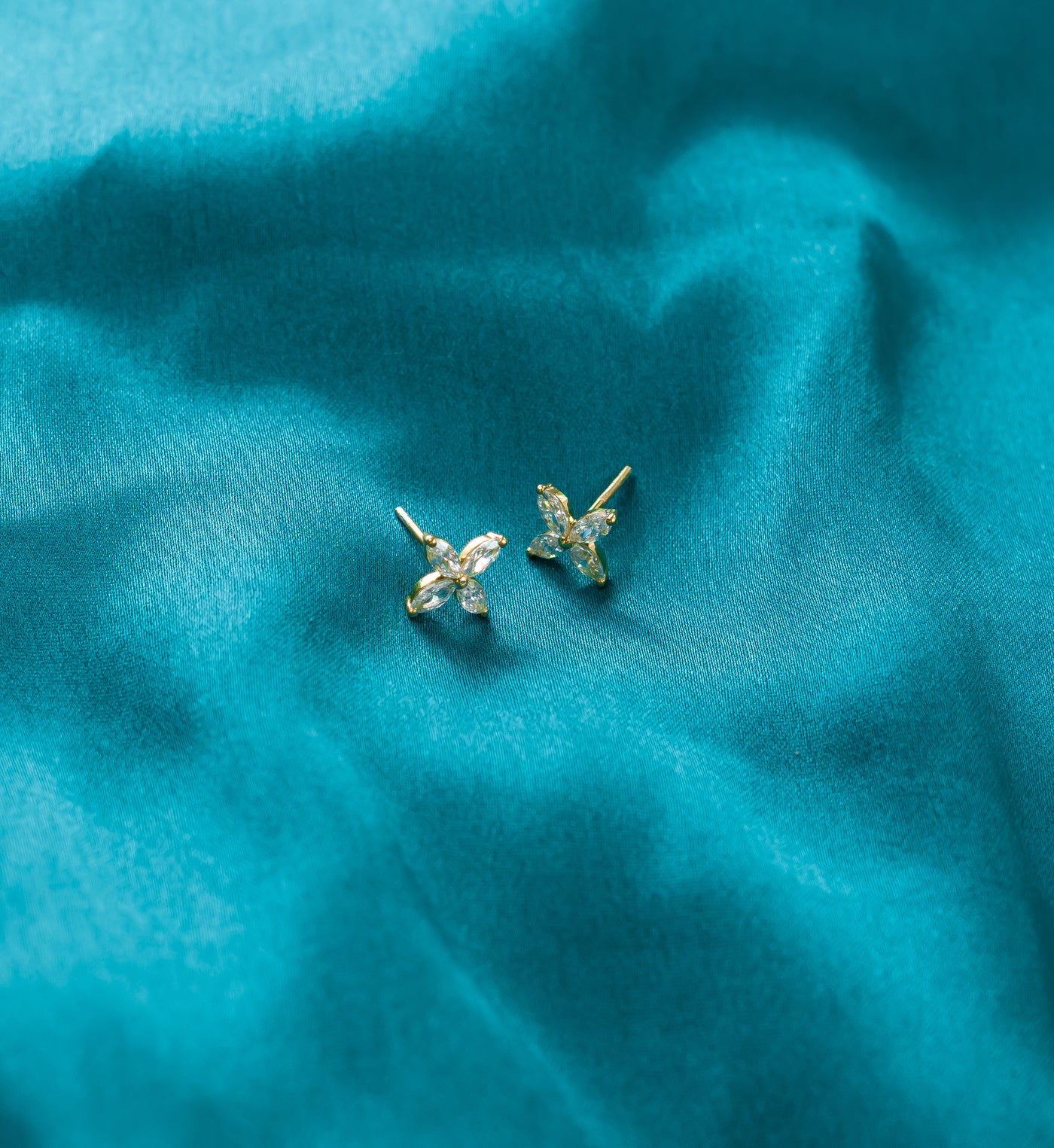 floral stud earrings