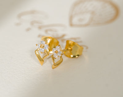 meadow stud earrings