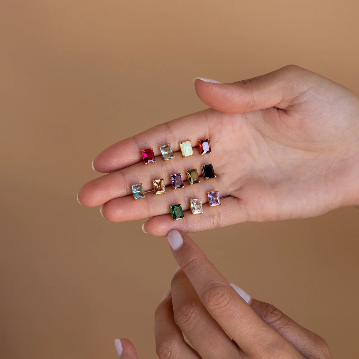 Emerald stud earrings