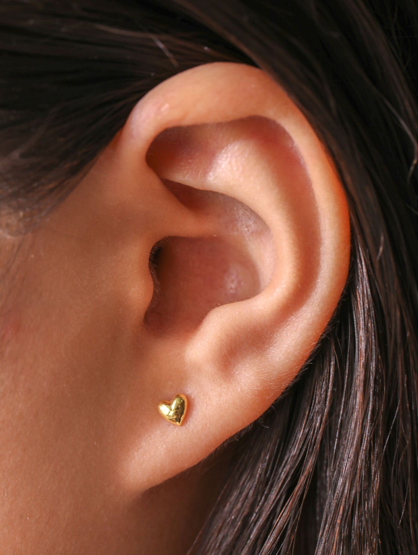 Heart stud earring