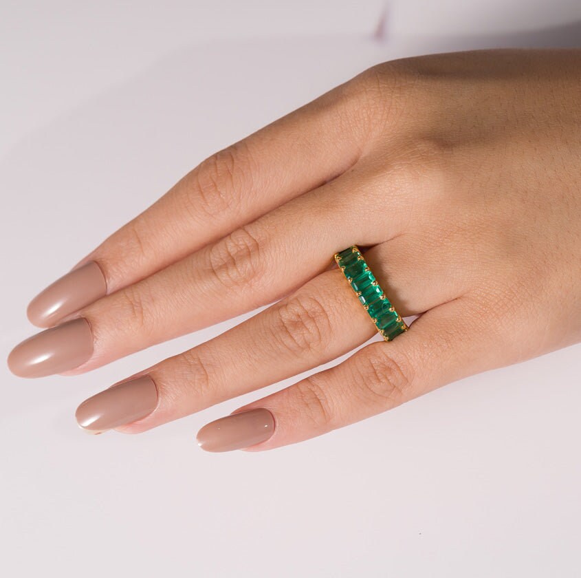 Emerald Band Ring