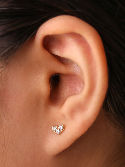 Leaf stud earring