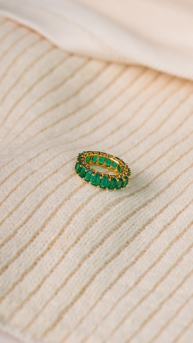 Emerald Band Ring